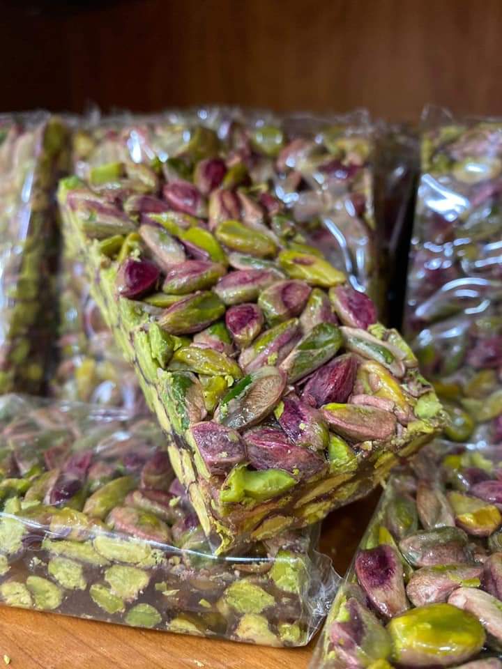 Raha mit Pistazien Großes Stück – ab 250g